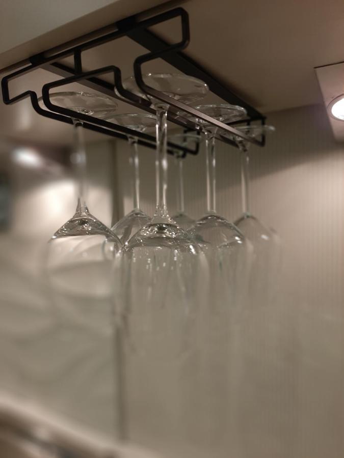 Design Apartment- 24H Self-Check-In - Bis 4 Pers - Parkplatz - Wifi - Balkon -Terrasse - In Direkter Weihernaehe - Radwege Schiffweiler Екстер'єр фото